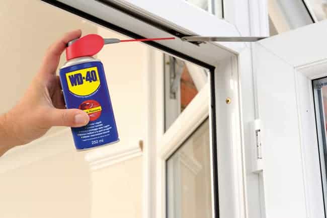 How to keep door and window hinges lubricated - WD-40 Africa