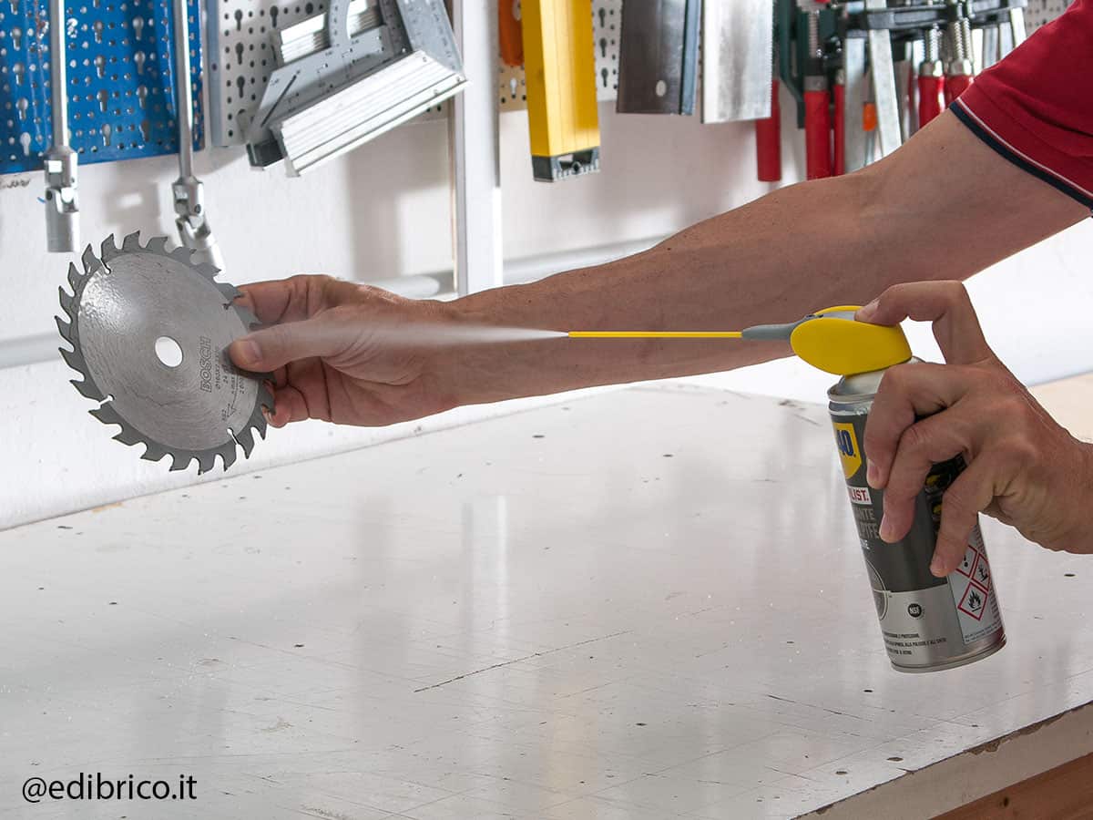 How to clean a circular saw WD40 Africa