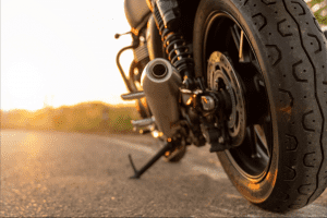 Comment nettoyer les étriers de frein de la moto ?