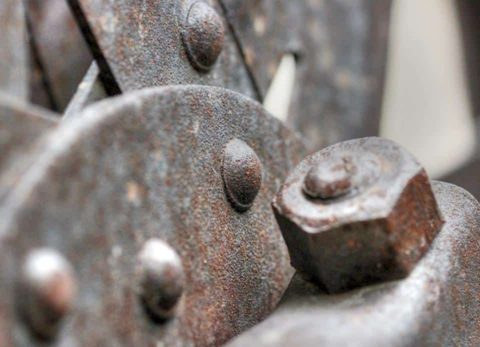 how-to-loosen-rusted-bolts-easily-wd-40-gulf-blog