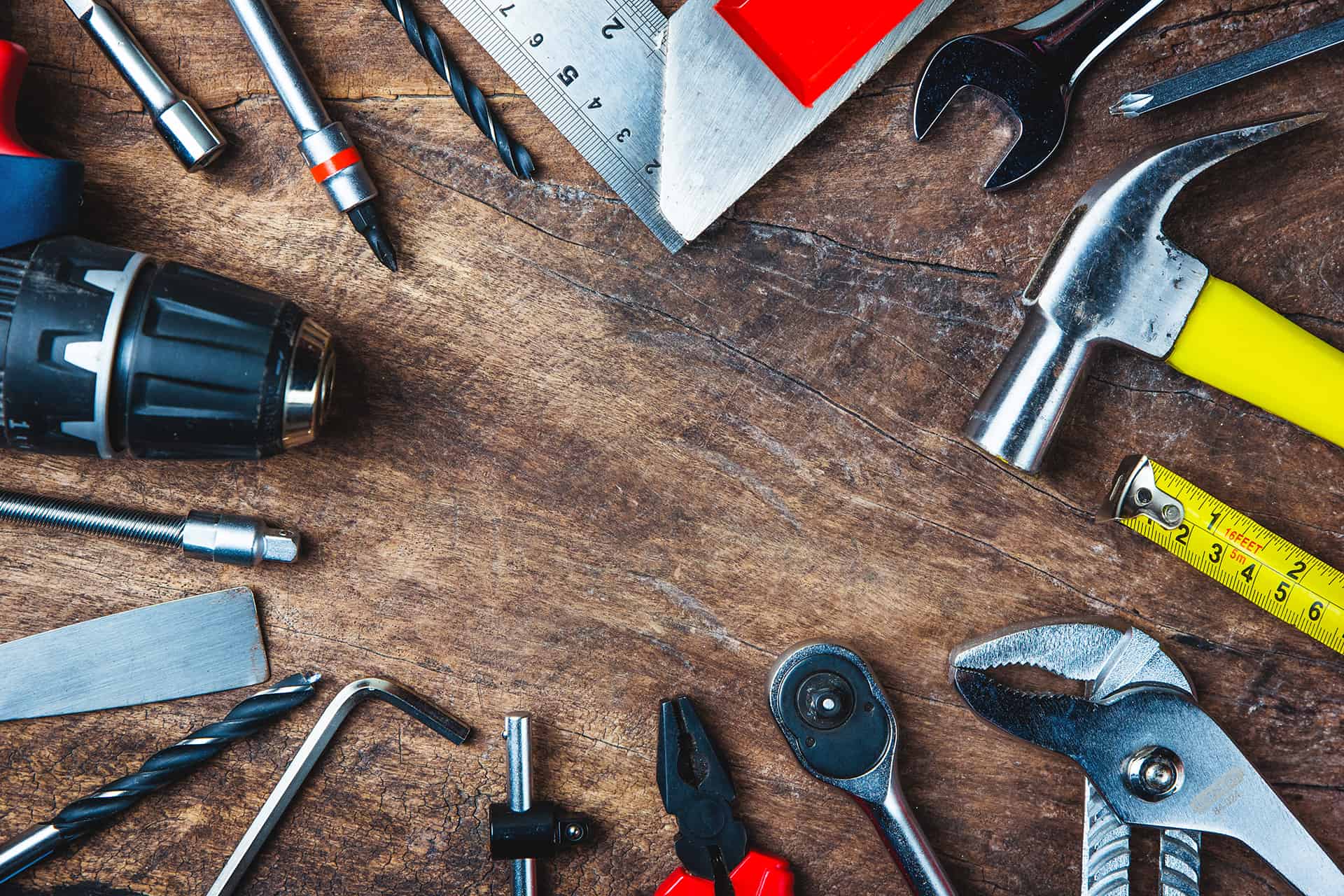 Storing And Maintaining Tools WD 40 Canada   Shutterstock 1012597972 1920x1280 