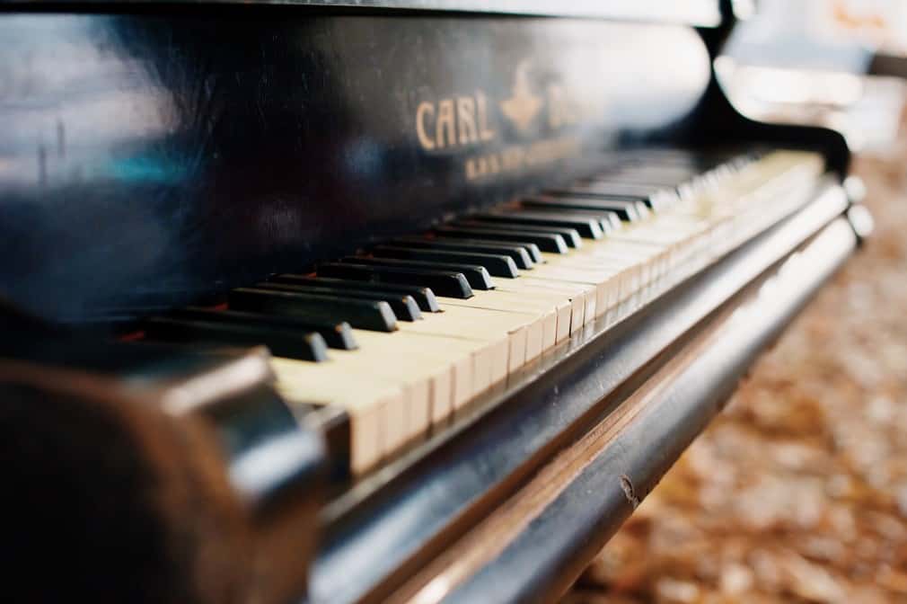 A Few Great Steps to Super Clean Piano Keys WD40 India