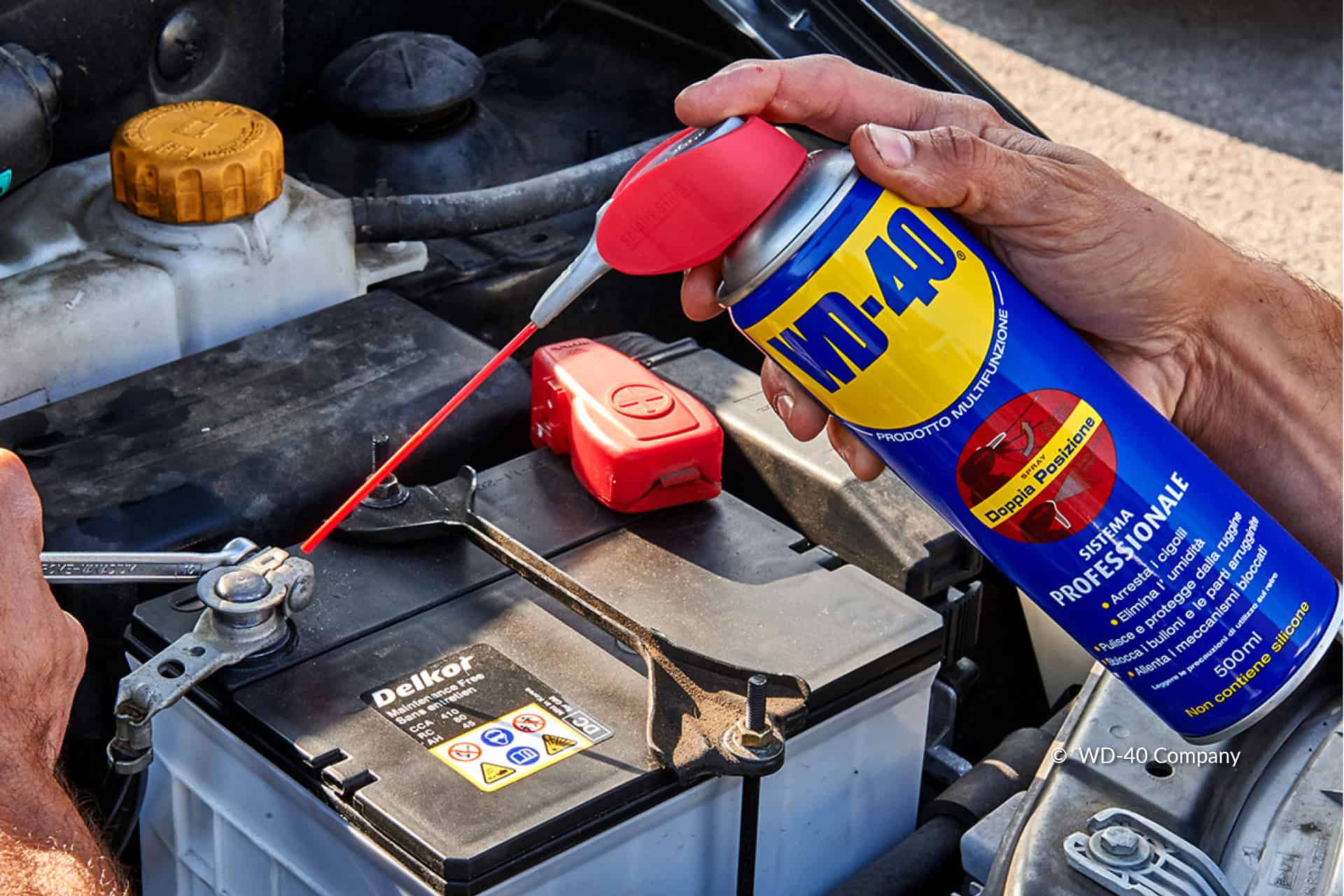 Comment Changer Une Batterie Comment changer une batterie de voiture ? - WD-40 Belgique