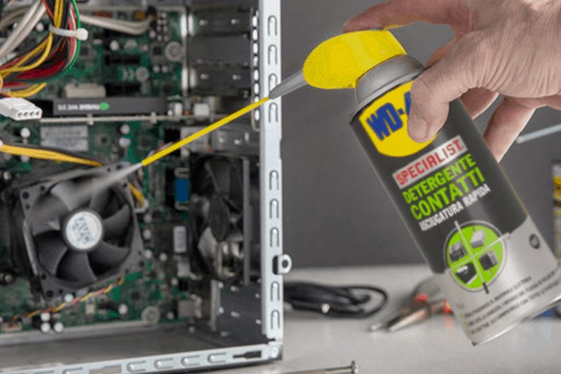 Como limpar o computador e os dispositivos? WD40